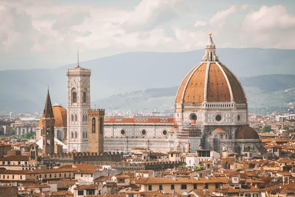 Florence: 2-Hour Guided Sightseeing Bike Tour